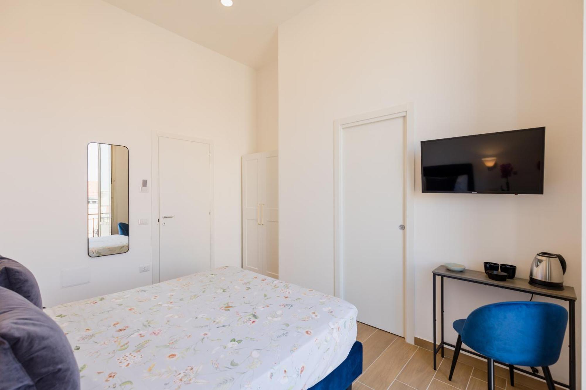 Blu Parthenope Suites Naples Exterior photo