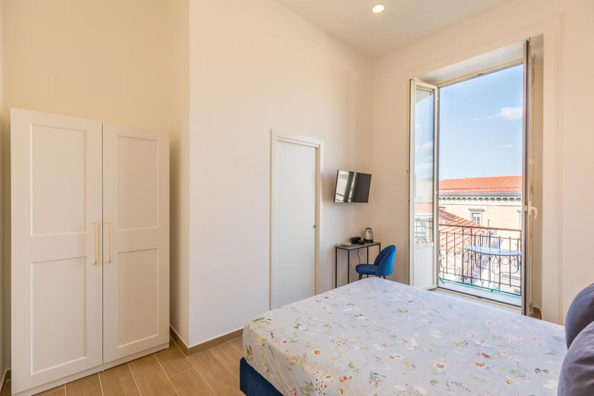 Blu Parthenope Suites Naples Exterior photo